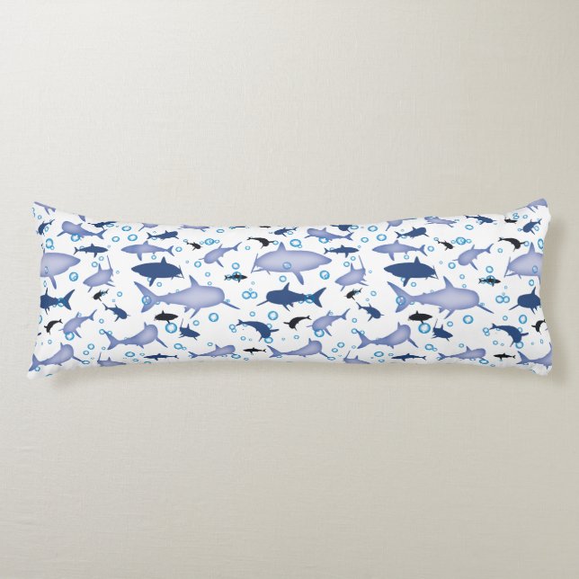Weiß und blau wiederholendes Motiv | Shark Pattern Seitenschläferkissen (Vorderseite)