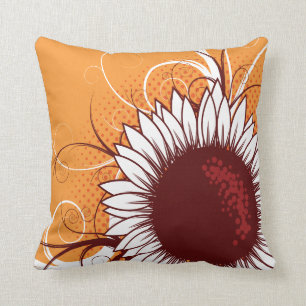 Weiß und Burgunder-Blume auf Orange Kissen
