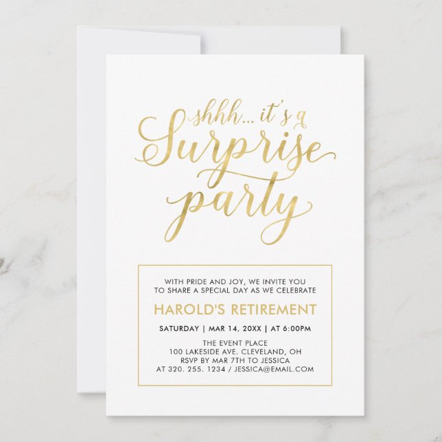 Weiß und Gold | Modern Surprise Retirement Party Einladung (Vorderseite)