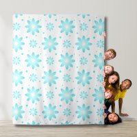 Weiß und türkisfarben, zarte Farbtupfer