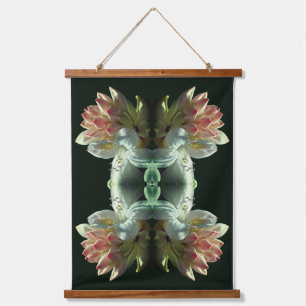 Weiße Azaleenblütenblüte und Knospe Abstract Wandteppich Mit Holzrahmen