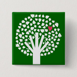 Weiße Baum-Silhouette mit Herz-Blatt Button
