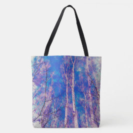 Weiße Bäume heller blauer Himmel im Februar Wasser Tasche