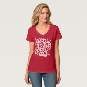 Weiße Blume auf Rot T-Shirt