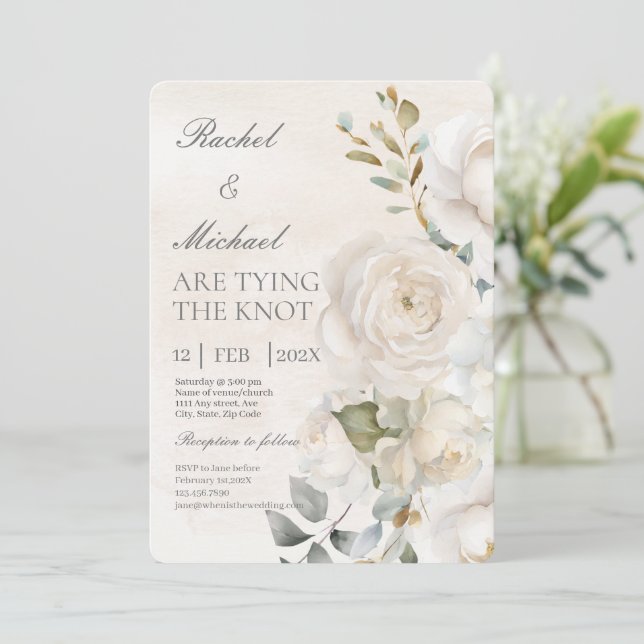 Weiße Blume beige spanische Einladung zur Hochzeit (Stehend Vorderseite)