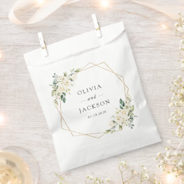 Weiße Blume, cremige Blume, Grünpflanzen, Hochzeit Geschenktütchen