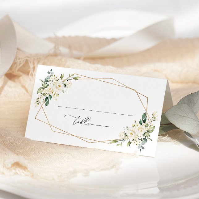 Weiße Blume, cremige Blume, Grünpflanzen, Hochzeit Platzkarte (Von Creator hochgeladen)
