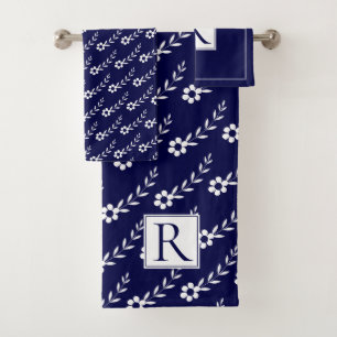 Weiße Blume und Monogramm Seeblau Badhandtuch Set