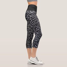 Weiße Blumenmotive in Schwarz Capri Leggings