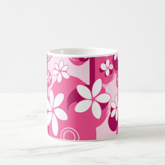 Weiße Blüten mit rosa Umrandung Kaffeetasse (Mittel)