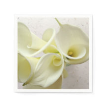 Weiße Calla-Lilien von oben