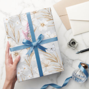 Weiße Creme Blumen Blaue Schmetterlinge Brautparty Geschenkpapier