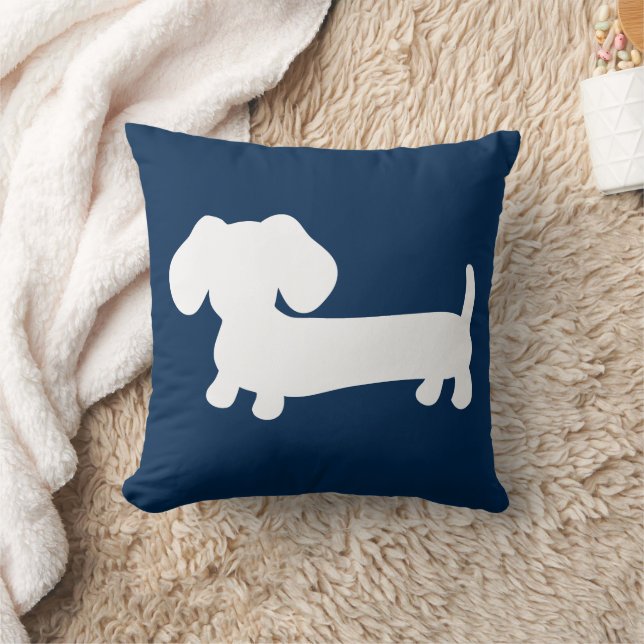 Weiße Dackel Welpe auf Navy Pillow Medium Kissen (Decke)