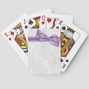 Weiße Damast und violette Kunststoff-Schleife Spielkarten