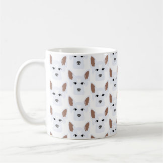 Weiße Deutsche Hirten auf der Tasse