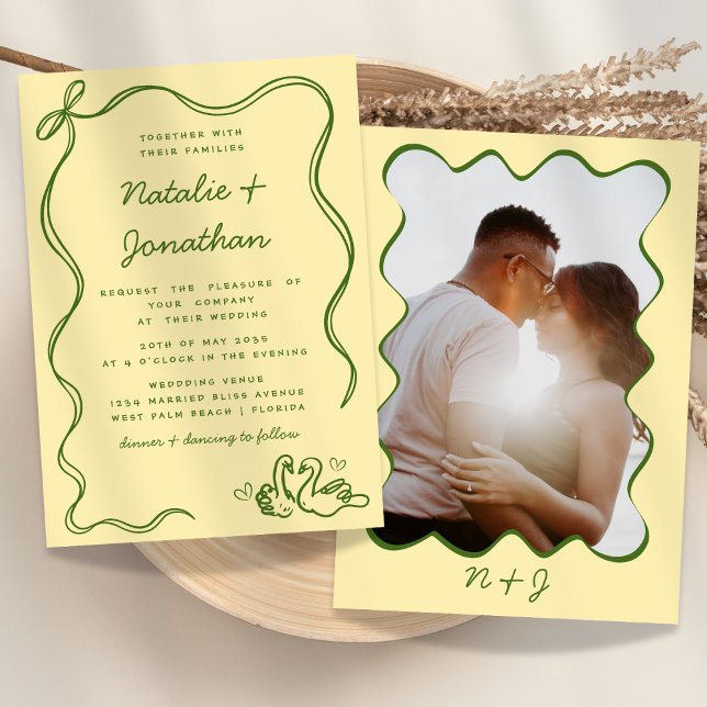 Weiße Doodle-Foto-Monogramm-Gelbe Hochzeit Einladung (Von Creator hochgeladen)