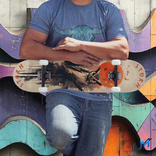 Weiße Eule unter dem fiery Moon, Retro-Wildnis Skateboard (Von Creator hochgeladen)