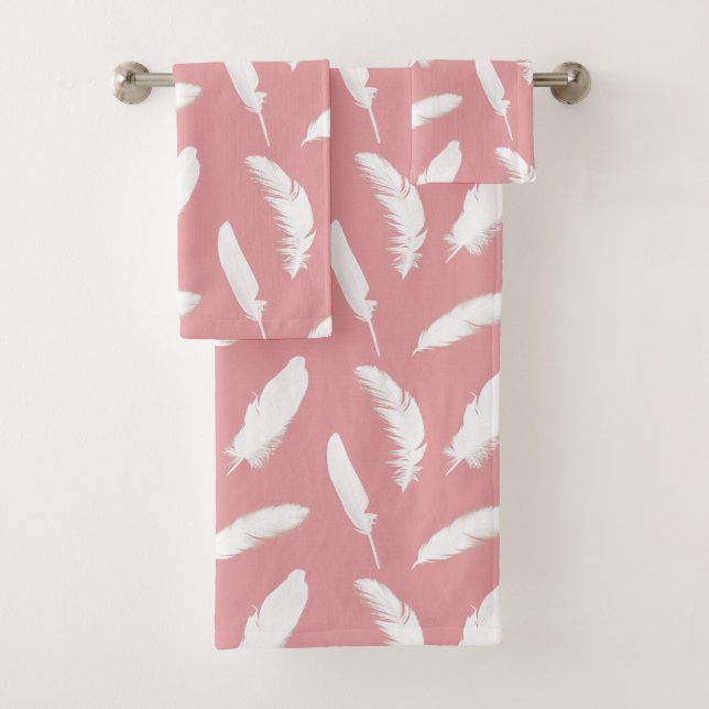 Weiße Federn auf Muschel Rosa Badhandtuch Set (Insitu)