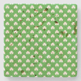 Weiße, herzenförmige Klee auf Green St. Patrick's Steinuntersetzer