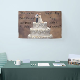weiße Hochzeitskuchen mit Bridal-Paar, Banner