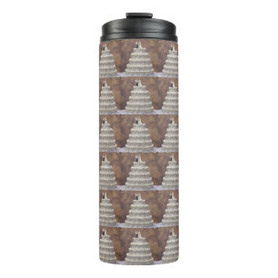 weiße Hochzeitskuchen mit Bridal-Paar, Thermosbecher