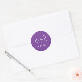 Weiße Initialen, schlichte lila Hochzeit Runder Aufkleber