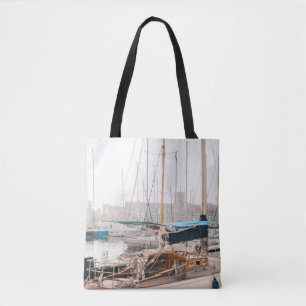 WEIßE JACHT AN DER BUCHT TASCHE