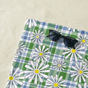 Weiße Kamille Blume auf grünblauem Schachbrett Strandtuch