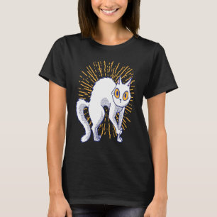 Weiße Katze erschrocken T-Shirt