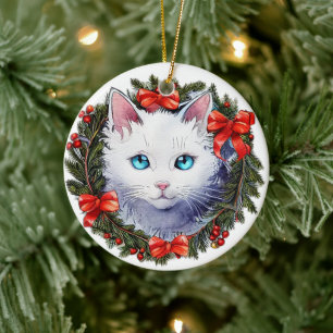 Weiße Katze im Weihnachtskranz Aquarell-Malerei, Keramik Ornament