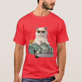 Weiße Katze mit Sonnenbrille fährt ein T-Shirt