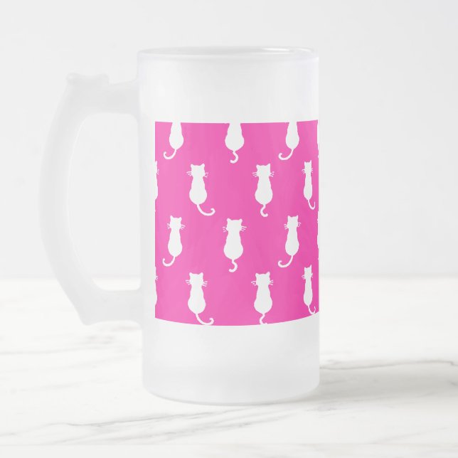 Weiße Katze Polka Dot Muster Abgeschieden auf Fucs Mattglas Bierglas (Links)