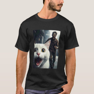 Weiße Katze Selfie mit Zombie Lustiger Tierbesitze T-Shirt