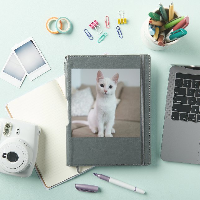 Weiße Katze | Zazzle_Growshop. Aufkleber (iPad Hülle)