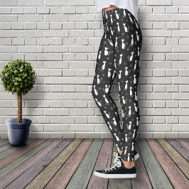 Weiße Katzen Muster auf schwarz Leggings