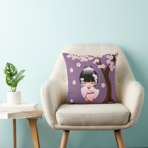 Weiße Kimono Kokeshi Puppe - niedliches Kissen
