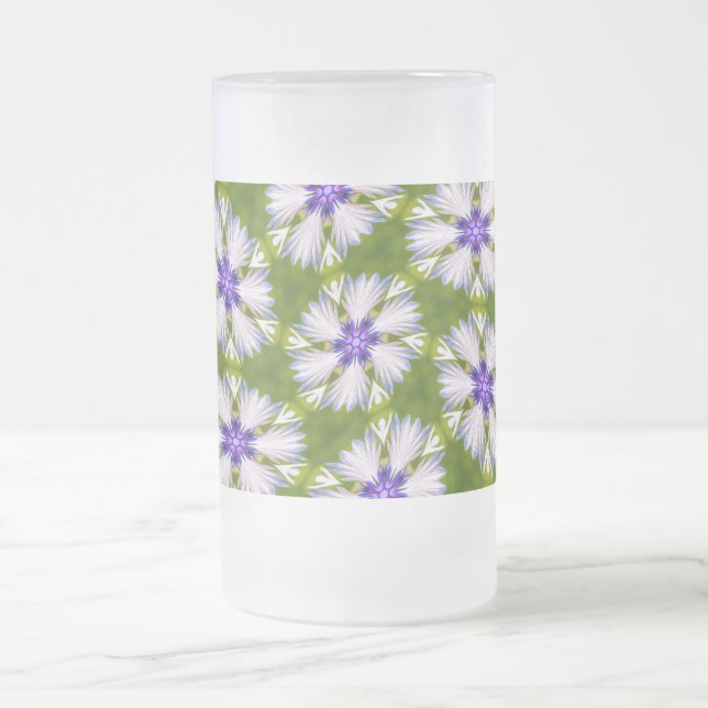Weiße Kornblumen Muster Mattglas Bierglas (Mittel)