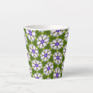 Weiße Kornblumen Muster Milchtasse