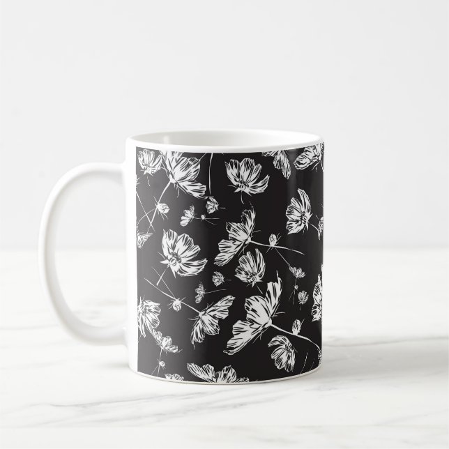 Weiße Kosmos-Blume: abgeschiedenes Muster. Kaffeetasse (Links)