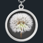 Weiße Löwenzahn-Blumen-Pflanze Versilberte Kette<br><div class="desc">Für eher wie dieses Besuch Über diesen Entwurf: Der Löwenzahn ist eine beständige, herbaceous Pflanze mit langem, Lanze-förmigem Blätter. Es sind, sie gaben der Pflanze seinen Namen auf alte Franzosen so tief gezahnt: Einbuchtung-De-Löwe bedeutet den Zahn des Löwes auf alte Franzosen. Der Blumenkopf kann in den vertrauten, weißen, kugelförmigen Samenkopf...</div>