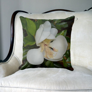 Weiße Magnolia Blossom Blumengrün und Weiß Kissen