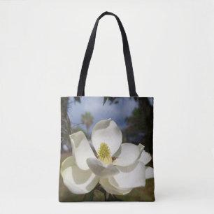 Weiße Magnolia-Blume und Biene auf einem Totenbeut Tasche