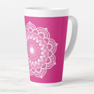 Weiße Mandala auf rosa Hintergrund Milchtasse