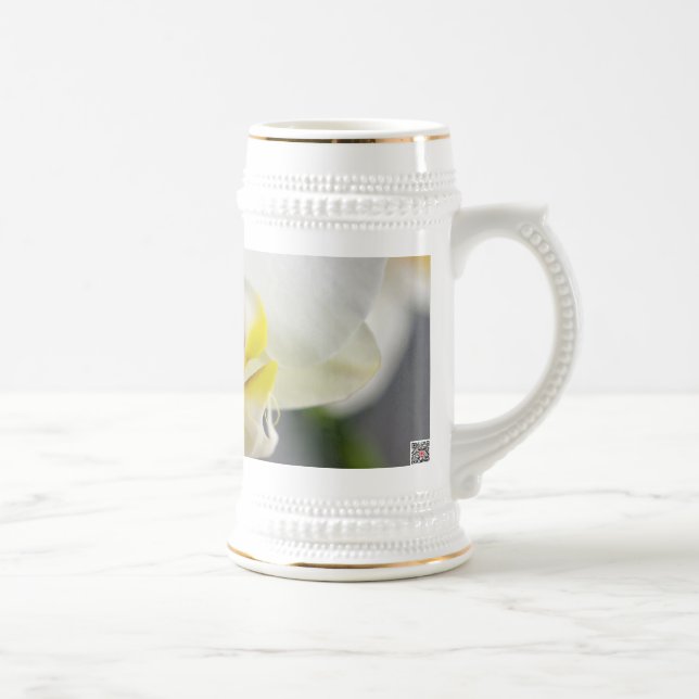 Weiße Orchideenblüte Bierglas (Rechts)