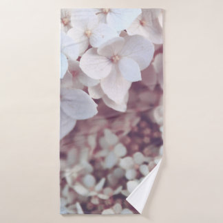 WEISSE PETALISCHE BLUME BADEHANDTUCH