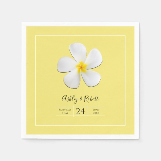 Weiße Plumeria-Blume auf Gelb, Moderne Hochzeit Serviette (Vorderseite)