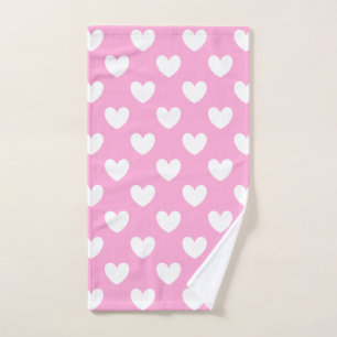 Weiße Polka Herzen auf Cotton Candy Pink Handtuch