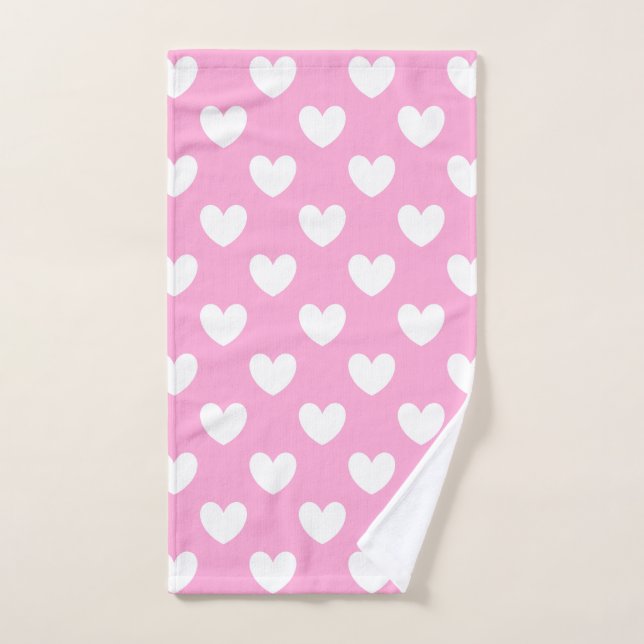 Weiße Polka Herzen auf Cotton Candy Pink Handtuch (Handtuch)
