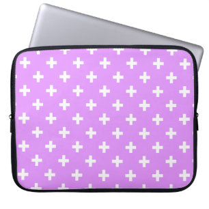 Weiße Polka-Kreuze auf Lila Laptopschutzhülle
