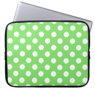 Weiße Polka Punkte auf Apfelgrün Laptopschutzhülle